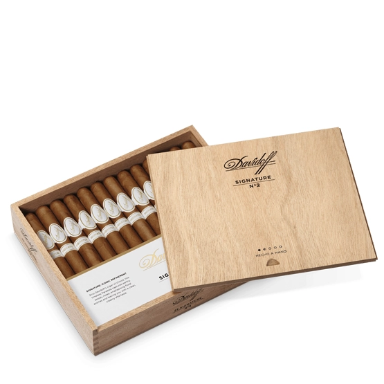 Davidoff Signature No. 2 Cigar - Box of 25