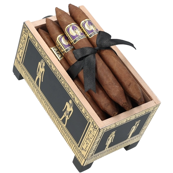 Highclere Castle Senetjer Cigar - Box of 12